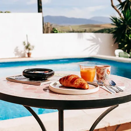 Bed & Breakfast Locura *